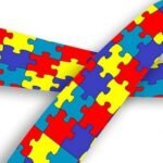 Pessoas com autismo podem ter remédios fornecidos pelo SUS; entenda a proposta