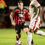 Com time principal, Vitória goleia a Juazeirense e vence a primeira no Baiano