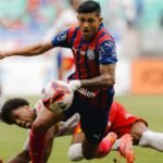 Bahia passa sufoco no final, mas bate a Juazeirense e está na final do Baiano