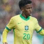 Estêvão tem lesão grave na coxa e pode ficar fora da Copa do Mundo de 2026