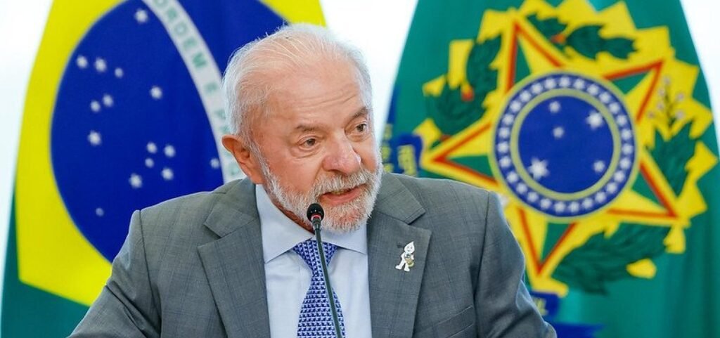Lula sanciona lei com regras mais rígidas para presos por crimes contra policiais