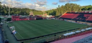 Vitória x Internacional: onde assistir, prováveis escalações e arbitragem