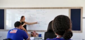 Senado aprova novo piso nacional de professores para 2026