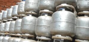 Gás de cozinha fica mais caro na Bahia após reajuste