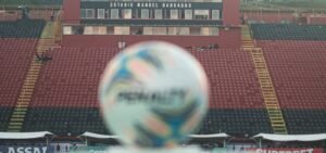 Vitória x Fortaleza: onde assistir, prováveis escalações e arbitragem