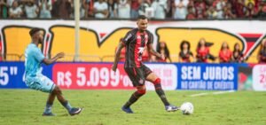 Com dupla “Lei do Ex”, Vitória volta a vencer o Fortaleza e é penta do Nordestão