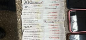 Cinco pessoas são detidas por comercializar cédulas falsas na Bahia