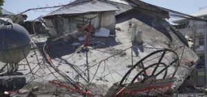 Terremoto de magnitude 7,8 nas Filipinas deixa dezenas de mortos e provoca destruição