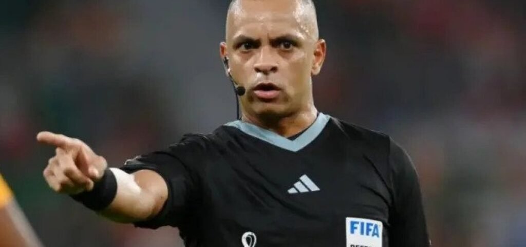 Brasileiro apitará jogo de abertura da Copa do Mundo de 2026