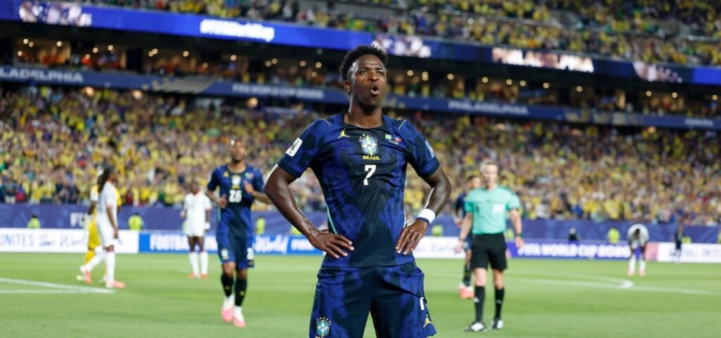 Vini Jr. aparece em 3º lugar em ranking dos melhores jogadores da Copa do Mundo