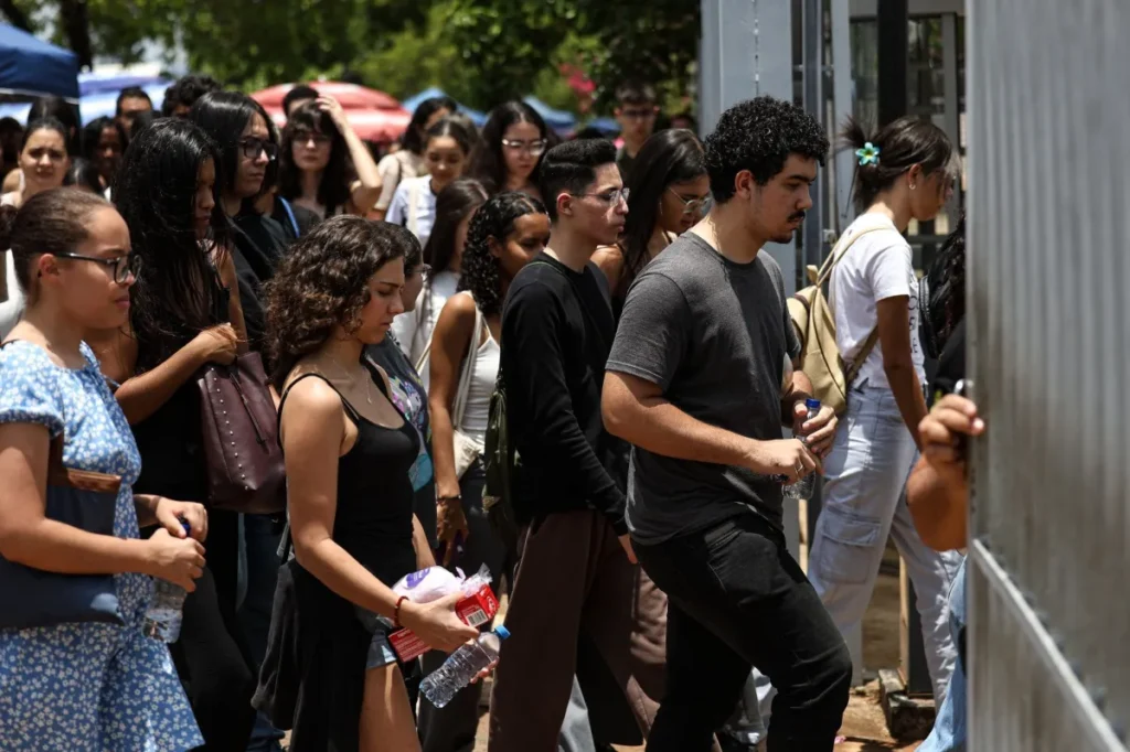 Enem 2026 prevê assistência a candidatos com TOC, ansiedade e TDAH