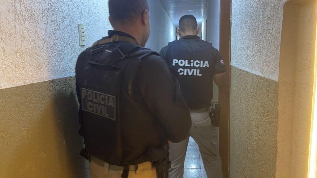 POLÍCIA CIVIL PRENDE, EM SALVADOR, SEGUNDA ENVOLVIDA EM DUPLO HOMICÍDIO OCORRIDO EM SANTO ANTÔNIO DE JESUS