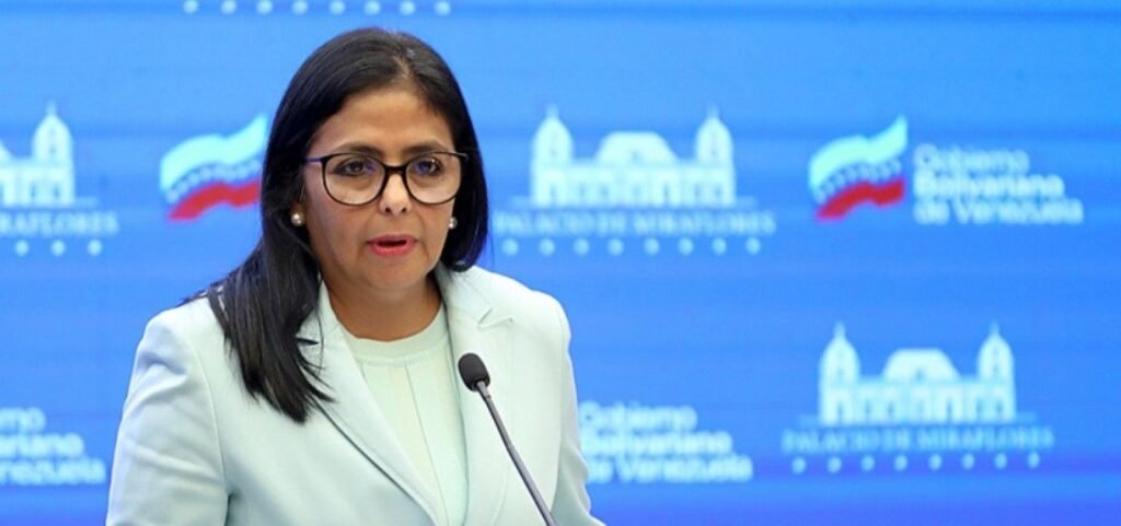 Presidente interina da Venezuela nega demora do governo na resposta aos terremotos