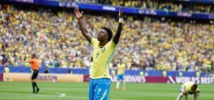 Vini Jr. pede desculpas após eliminação do Brasil: “Lutarei pelo nosso sonho”