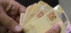 FGTS vai distribuir R$ 13 bilhões em lucro para milhões de trabalhadores; saiba quem tem direito