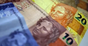 Mercado financeiro reduz projeção da inflação para 5,30%