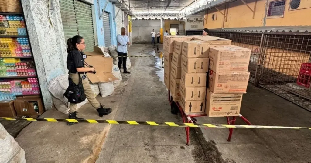 Polícia encontra 400 kg de fogos e pólvora armazenados irregularmente após incêndio