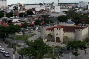 Transporte alternativo pode continuar na Praça Álvaro Martins até o fim da ExpoSAJ