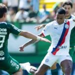 Bahia fica na frente por três vezes, mas cede o empate para a Chapecoense