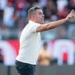 Jair Ventura lamenta lances de Renê após derrota do Vitória no Ba-Vi: “Poderia mudar o jogo”