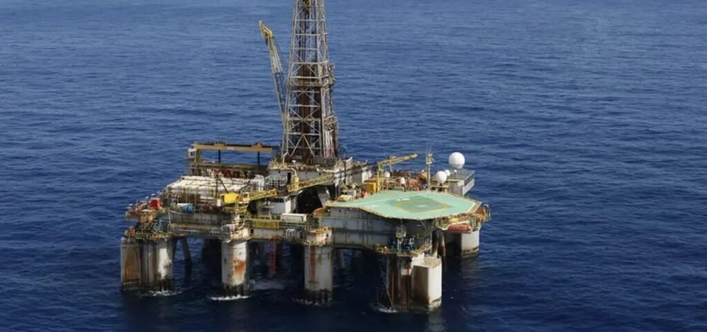 Justiça derruba liminar e mantém cobrança de 12% sobre exportação de petróleo