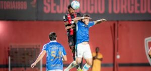 Vitória vence o Grêmio, encerra jejum e abre sete pontos de vantagem sobre o Z-4