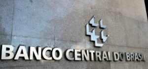 BC reduz Selic pela quinta vez seguida, e juros caem para 13,75%