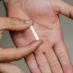 Entidades médicas nacionais e internacionais pedem para Anvisa a proibição total de implantes hormonais manipulados no Brasil