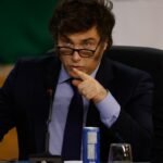 Argentina registra nova queda econômica e enfrenta risco de recessão