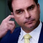 EUA concederão vistos a Flávio Bolsonaro em meio a investigação sobre saída do Brasil