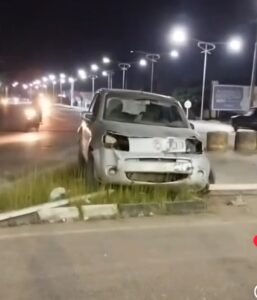 🚨 CARRO PERDE O CONTROLE DA DIREÇÃO E BATE EM POSTE NA BA-046, EM SANTO ANTÔNIO DE JESUS